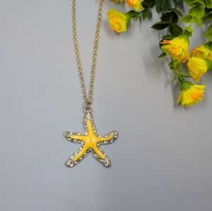 Cute Vintage Y2K Star Fish Design Crystal Accented Necklace
